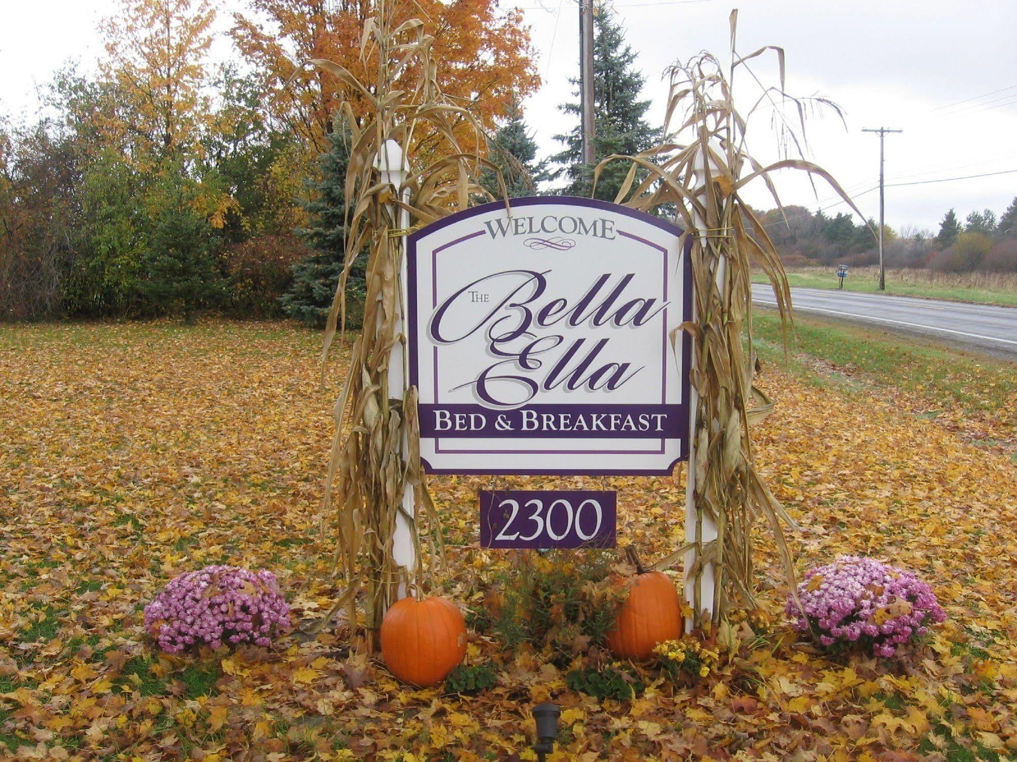 The Bella Ella Bed And Breakfast Canandaigua Exterior photo